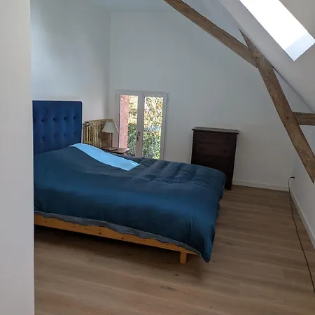 Le Perceau Penzion *
